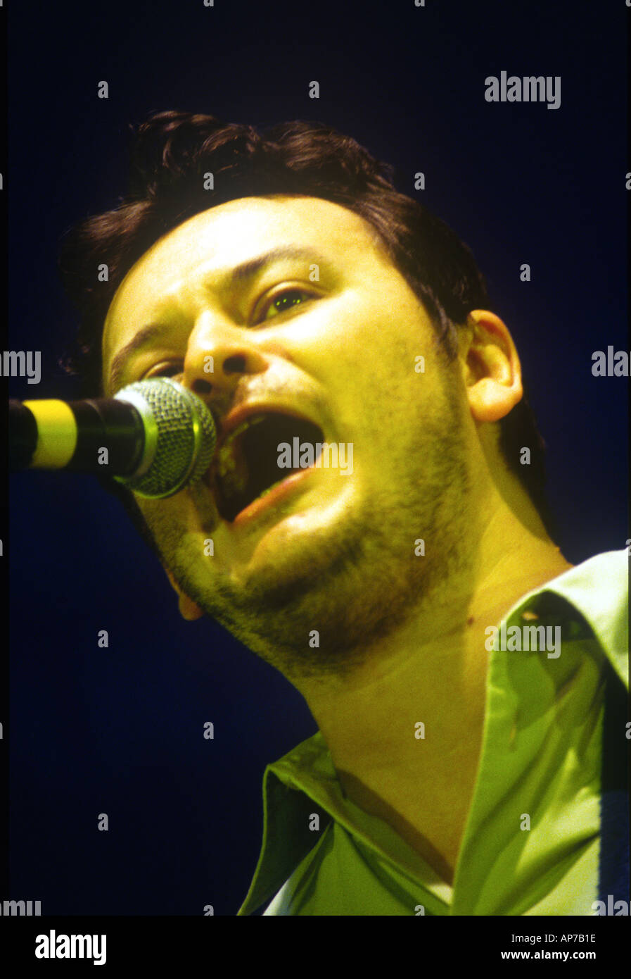 James Dean Bradfield avec le chanteur Marc Lavoine Banque D'Images