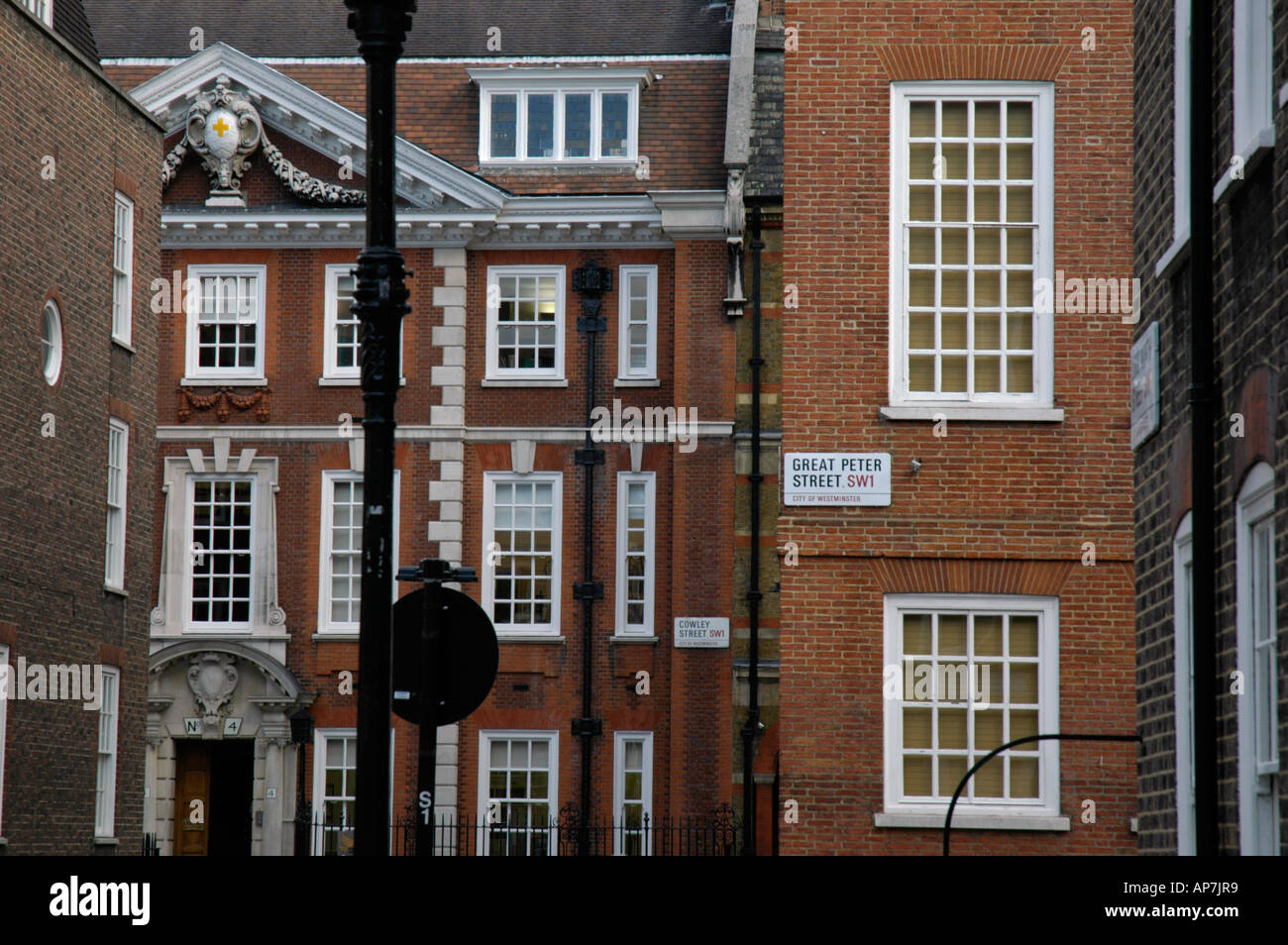 Maisons dans Great Peter Street et Cowley Street Westminster London UK Banque D'Images