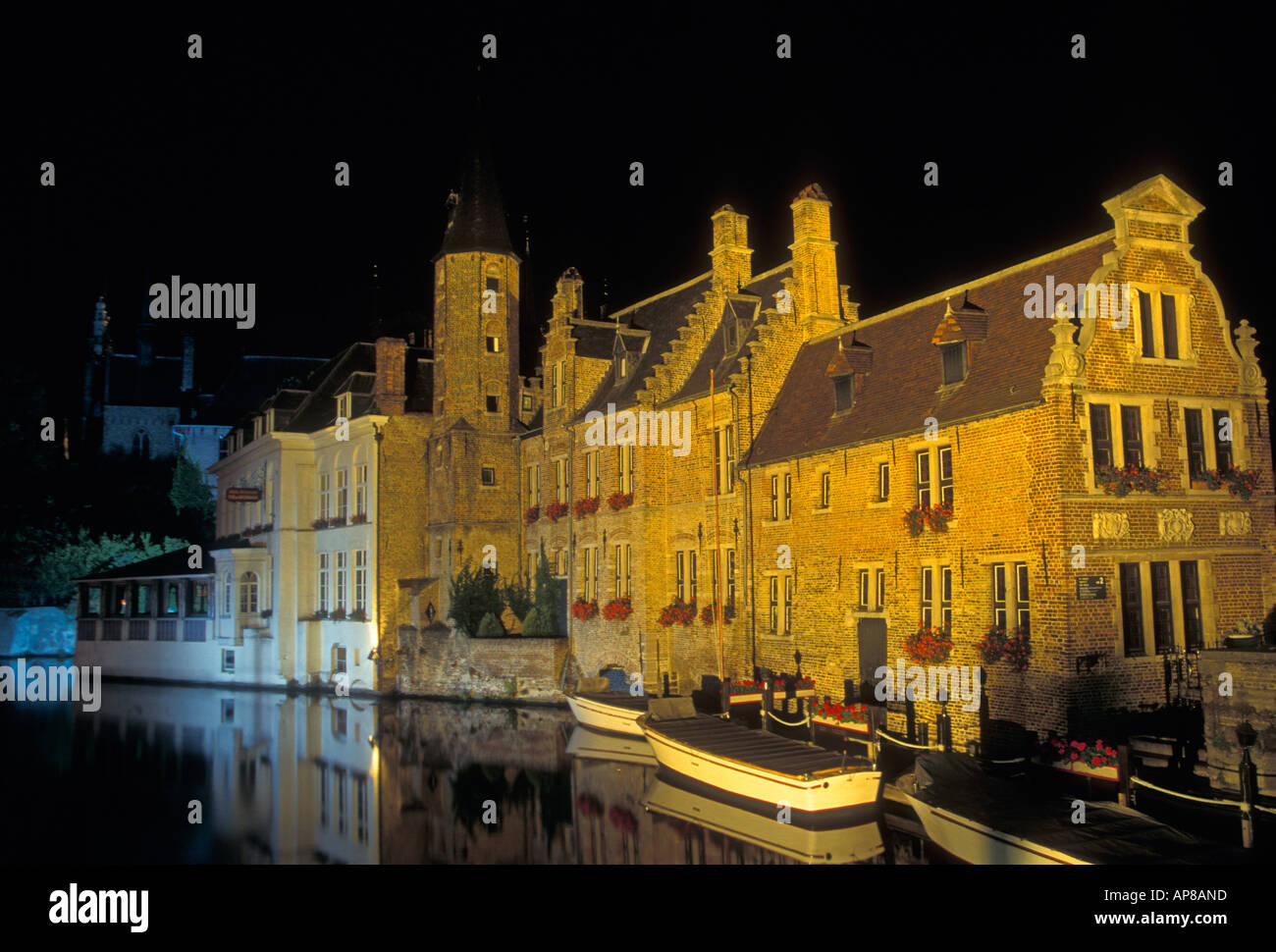 Hôtel Duc de Bourgogne, canal, Huidenvettersplein, ville de Brugge, Bruges, Flandre occidentale, Flandre occidentale Province, Belgique, Europe Banque D'Images