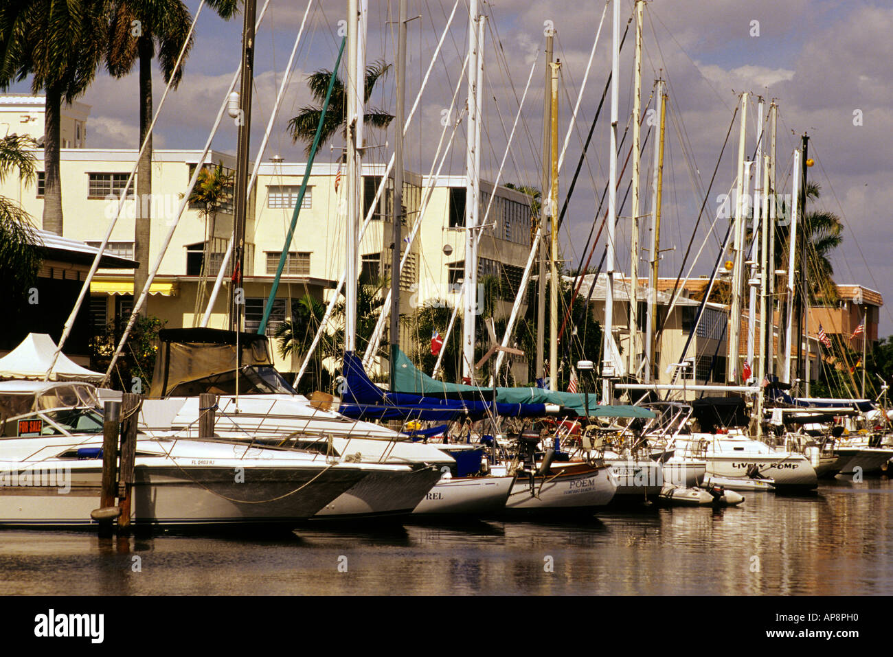 Ft. Lauderdale, en Floride. Parking bateau dans un quartier résidentiel. Banque D'Images