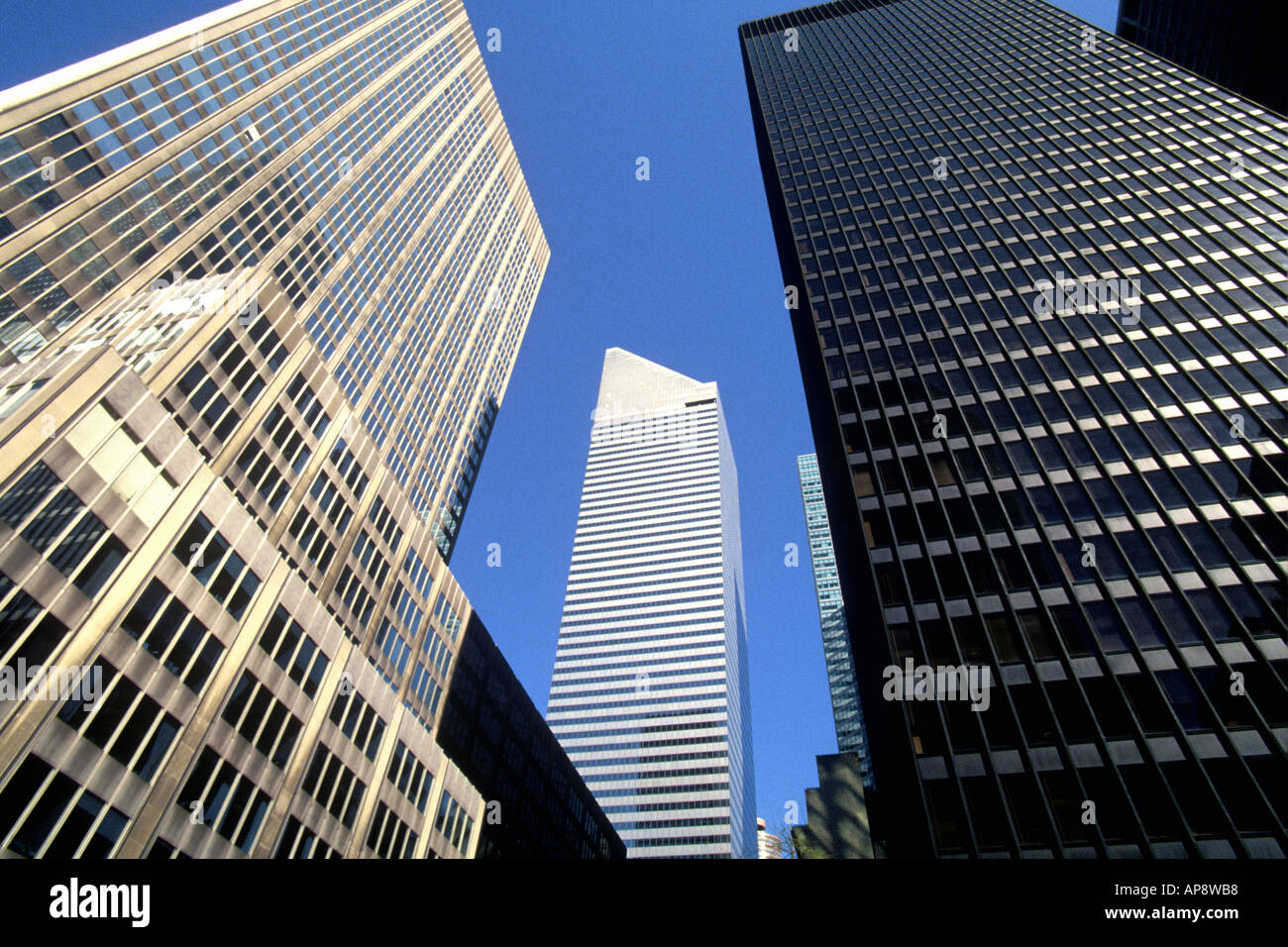 Citigroup Centre Building, anciennement Citicorp, et Seagram Building. Gratte-ciels du milieu de siècle sur Park Avenue et Lexington Avenue. New York, États-Unis Banque D'Images