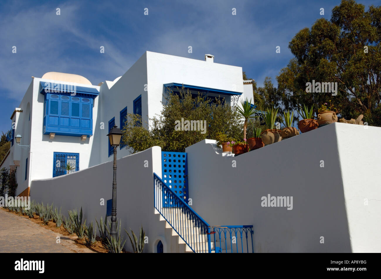 Un village traditionnel terrain montrant l'architecture d'inspiration andalouse Banque D'Images