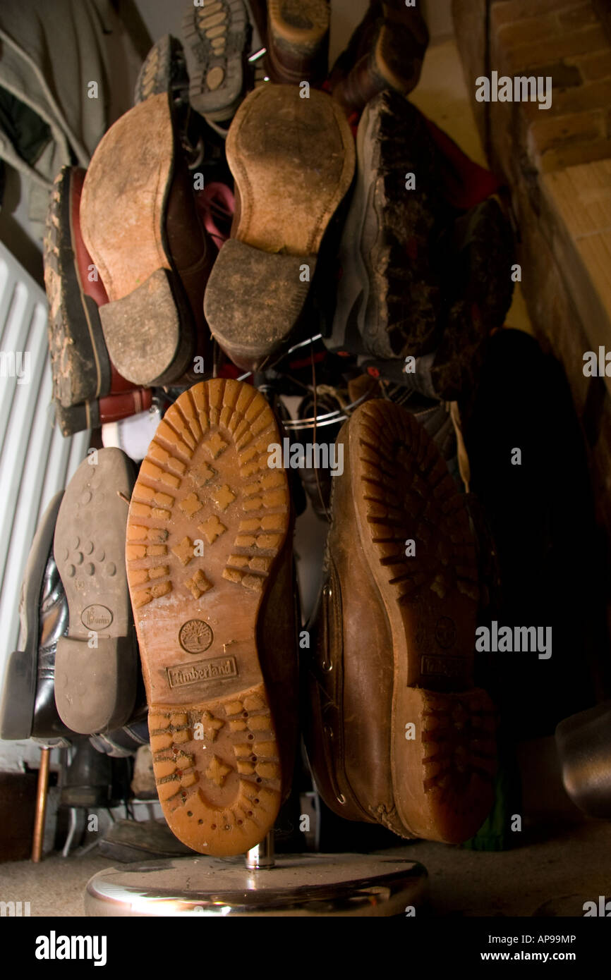 Shoe tree in country house Banque D'Images