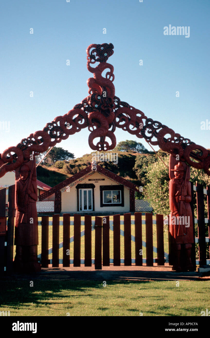 Lieu de rencontre traditionnel Maori un marae de l'île du nord de la côte est de Whitianga Nouvelle-zélande Banque D'Images