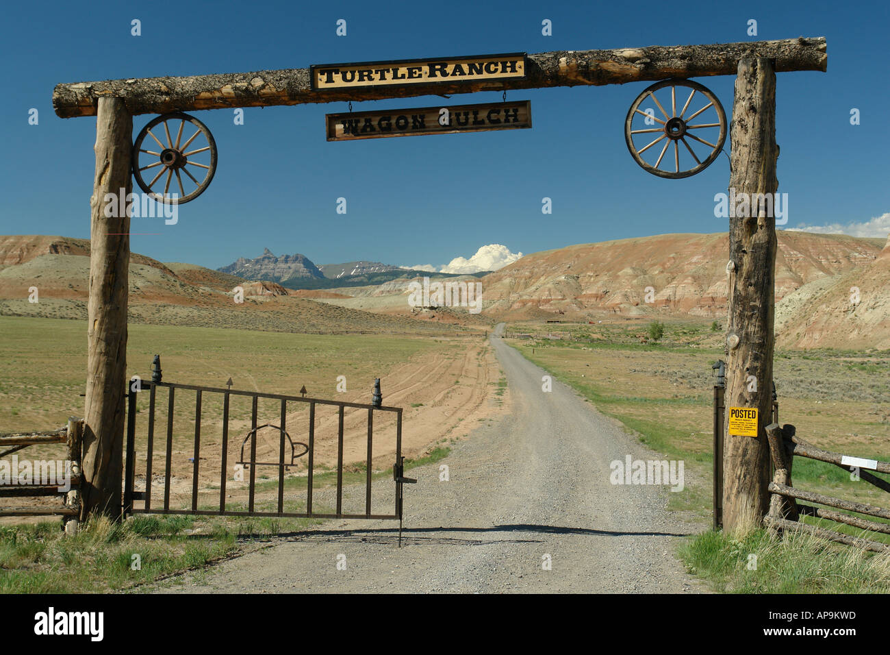AJD50489, Dubois, WY, Wyoming, le ranch des tortues, gate, open range, région des prairies Banque D'Images