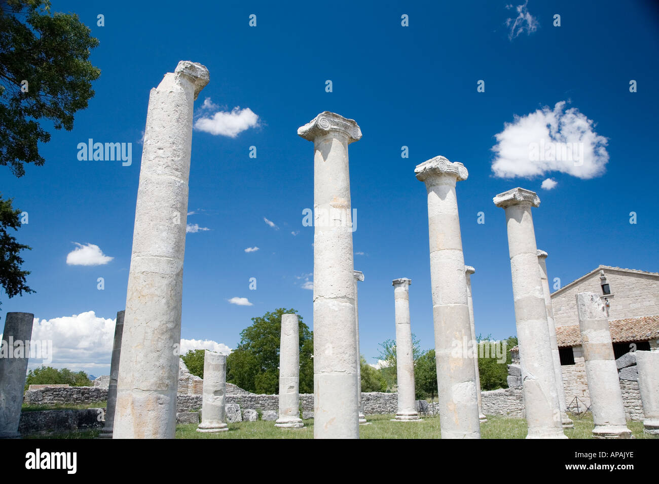 Ancien Temple dans la ville de Sepina Roamn Italie Banque D'Images