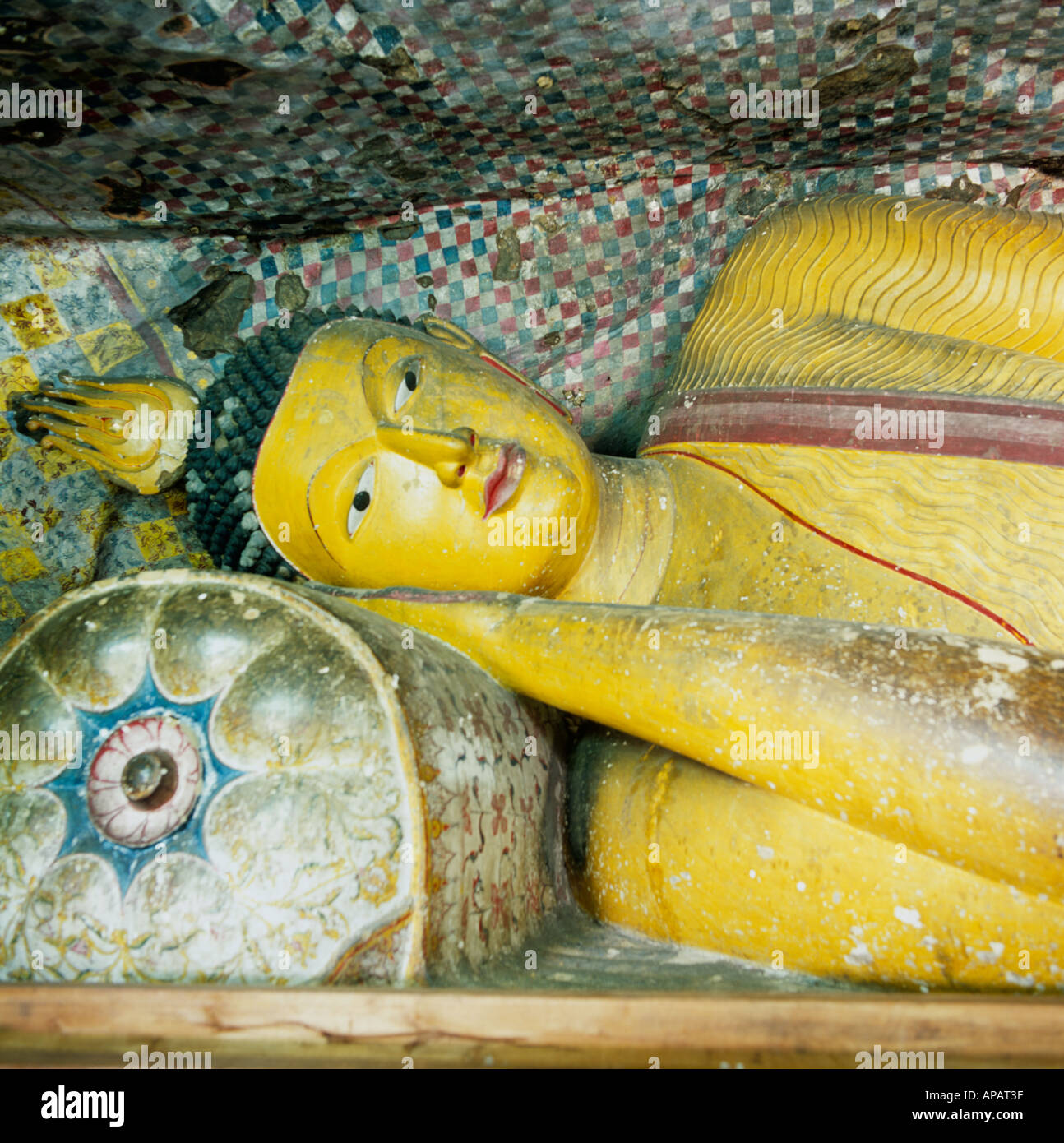 Bouddha couché Dambula Cave Temples Sri Lanka Asie Banque D'Images