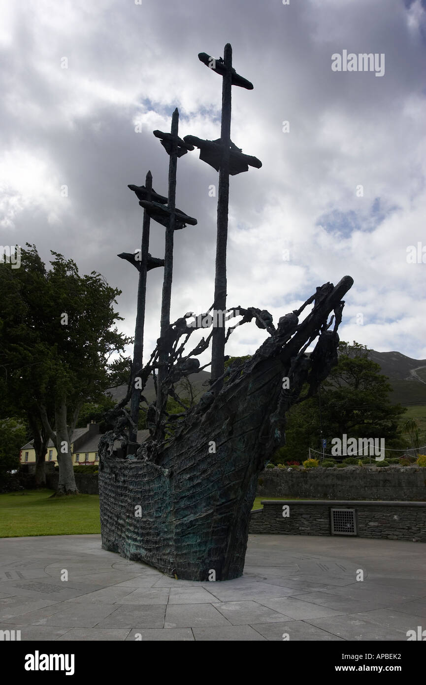 National Famine Memorial le squelette de bateau par John Behan Murrisk Banque D'Images