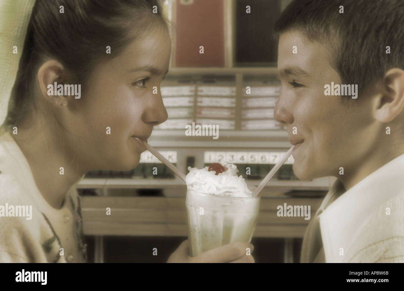 Couple un soda Banque D'Images