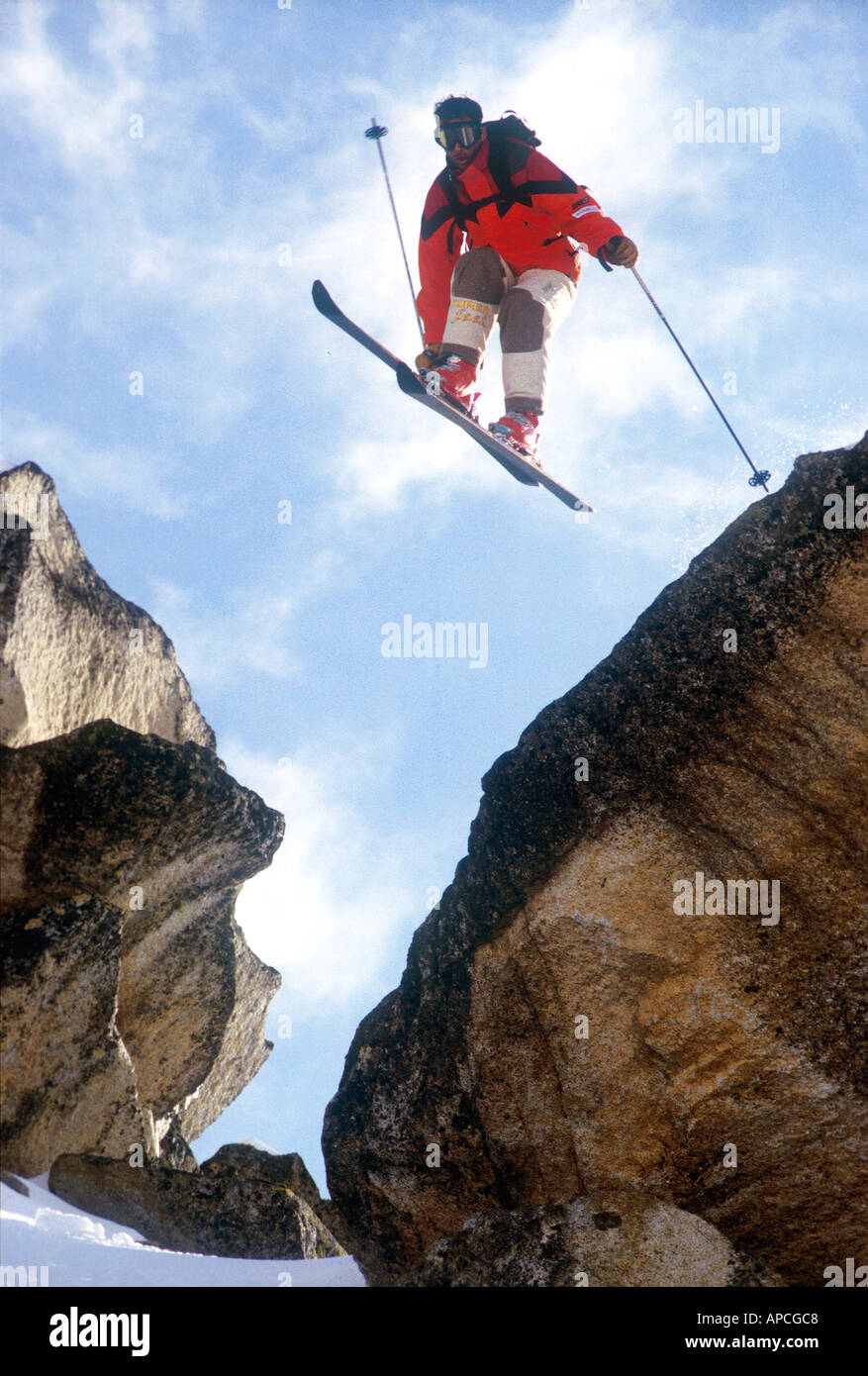 Roger Lambert GO ski extrême à l'Aiguille du Midi dans la vallée de  Chamonix, France Photo Stock - Alamy