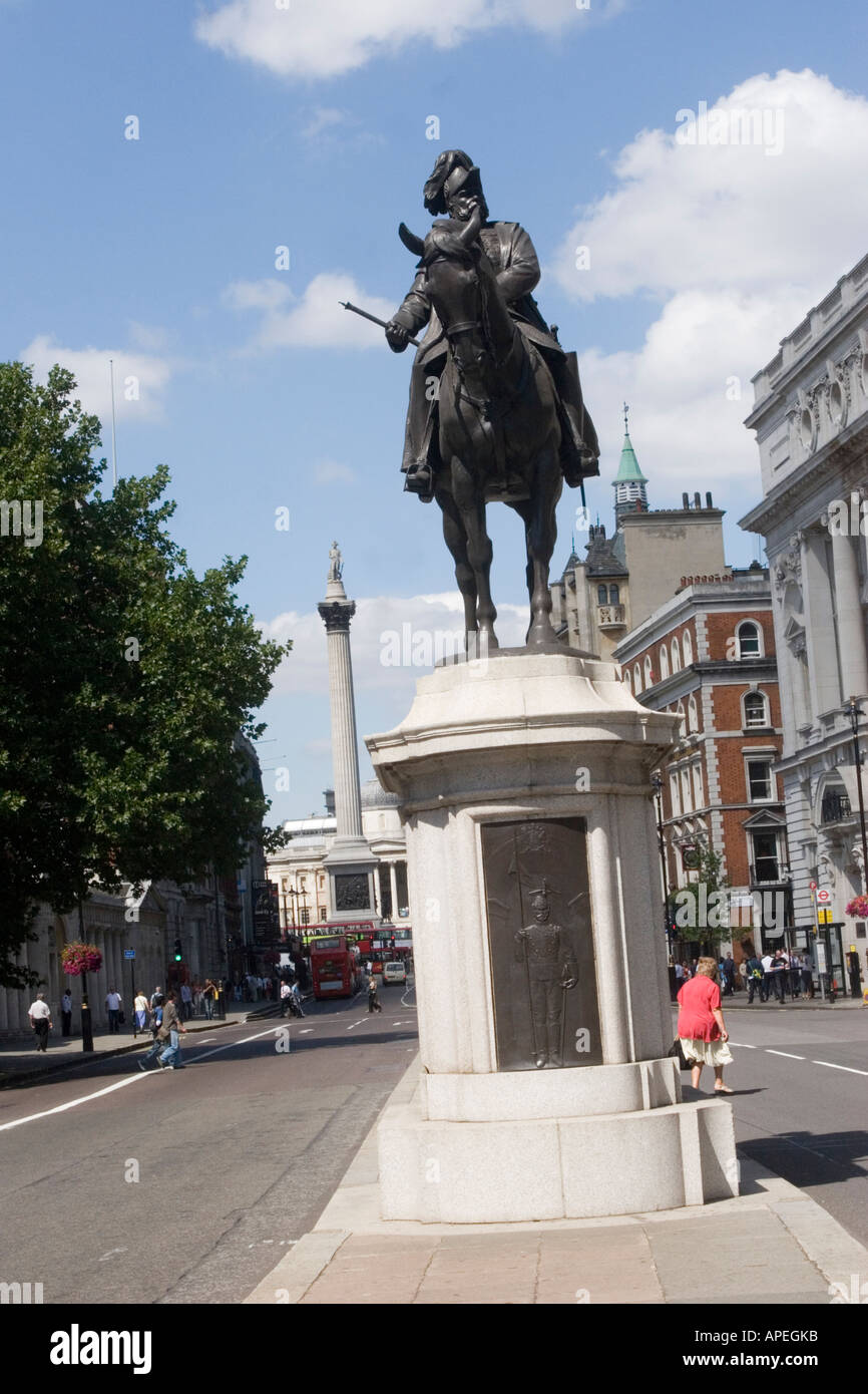 Statue de S. George, duc de Cambridge dans Whitehall London GB UK Banque D'Images