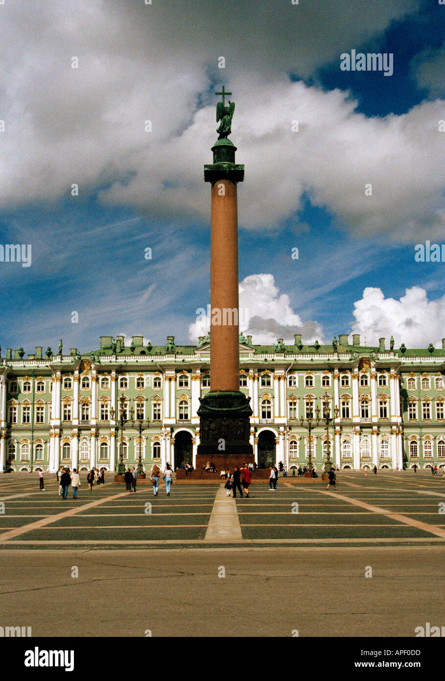 La place du palais et l'Ermitage, Saint-Pétersbourg, Russie Banque D'Images