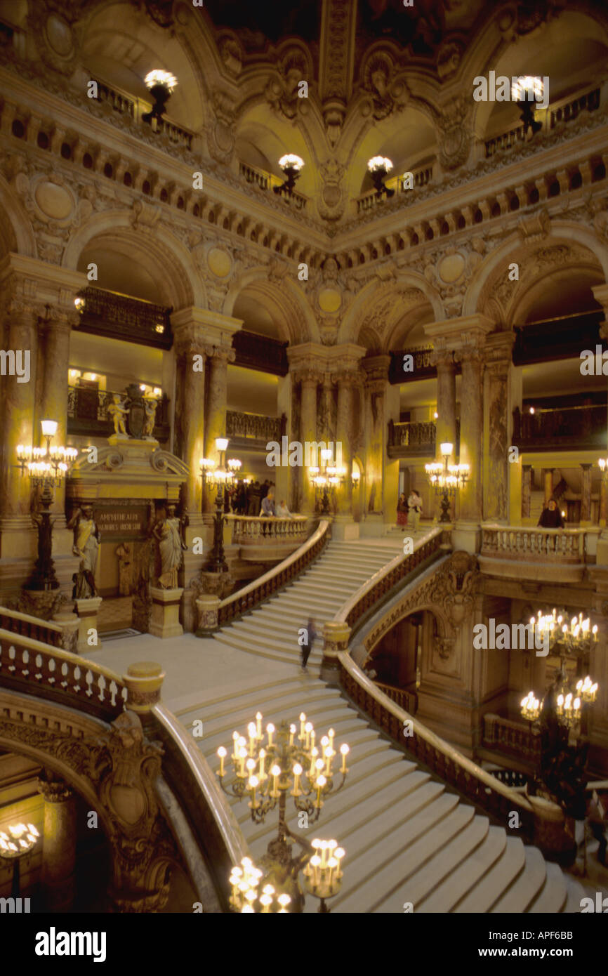 France Paris Opera Garnier Grand escalier intérieur Banque D'Images