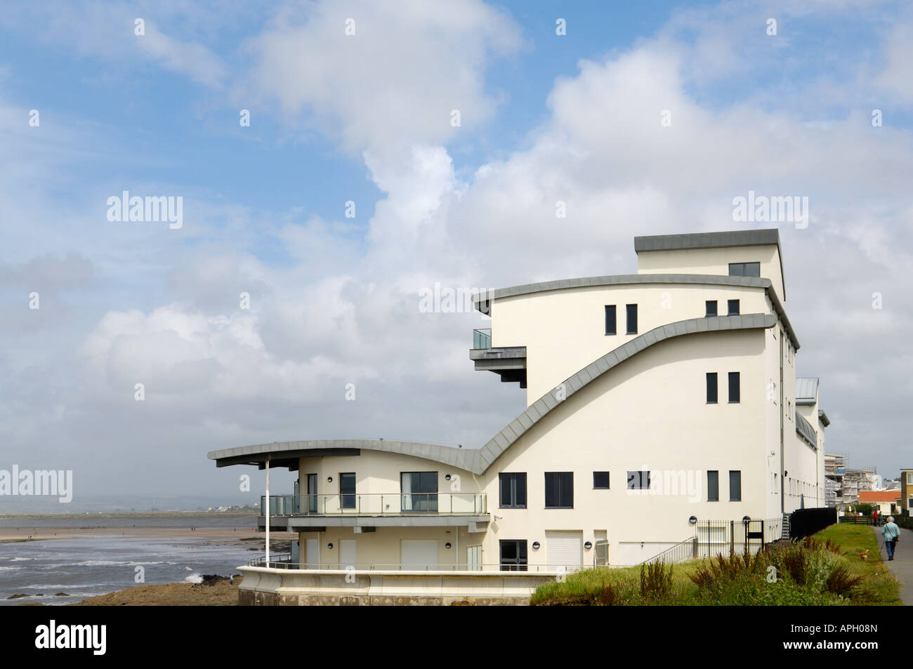 Appartements de vacances moderne situé sur le front de mer de la station balnéaire de Westward Ho ! Dans le Devon, en Angleterre. Banque D'Images