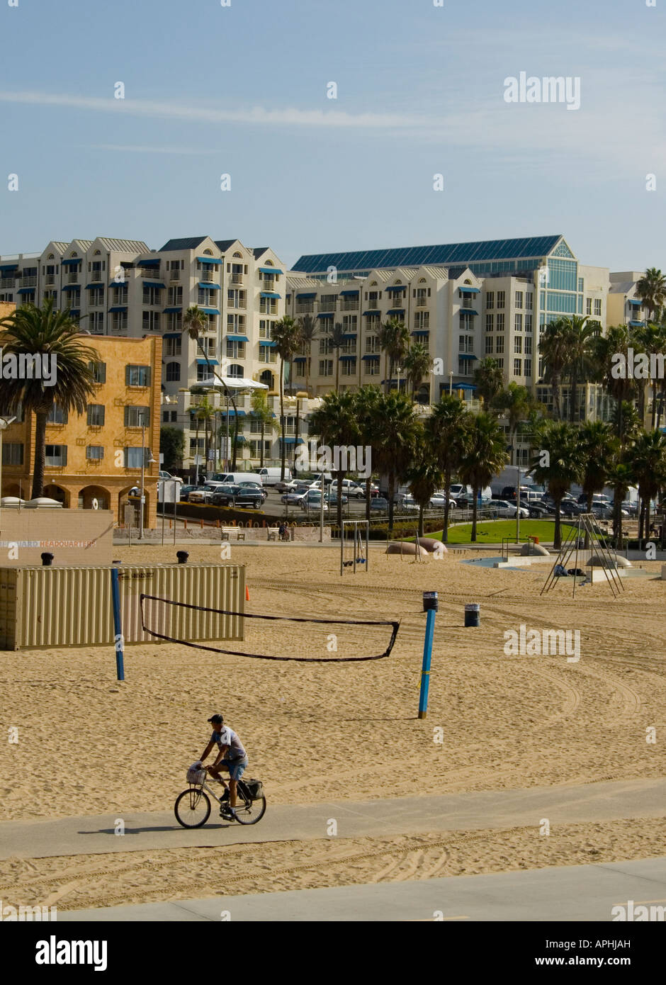 2007, Santa Monica, Los Angeles, Californie, des cyclistes sur la plage de Santa Monica Banque D'Images