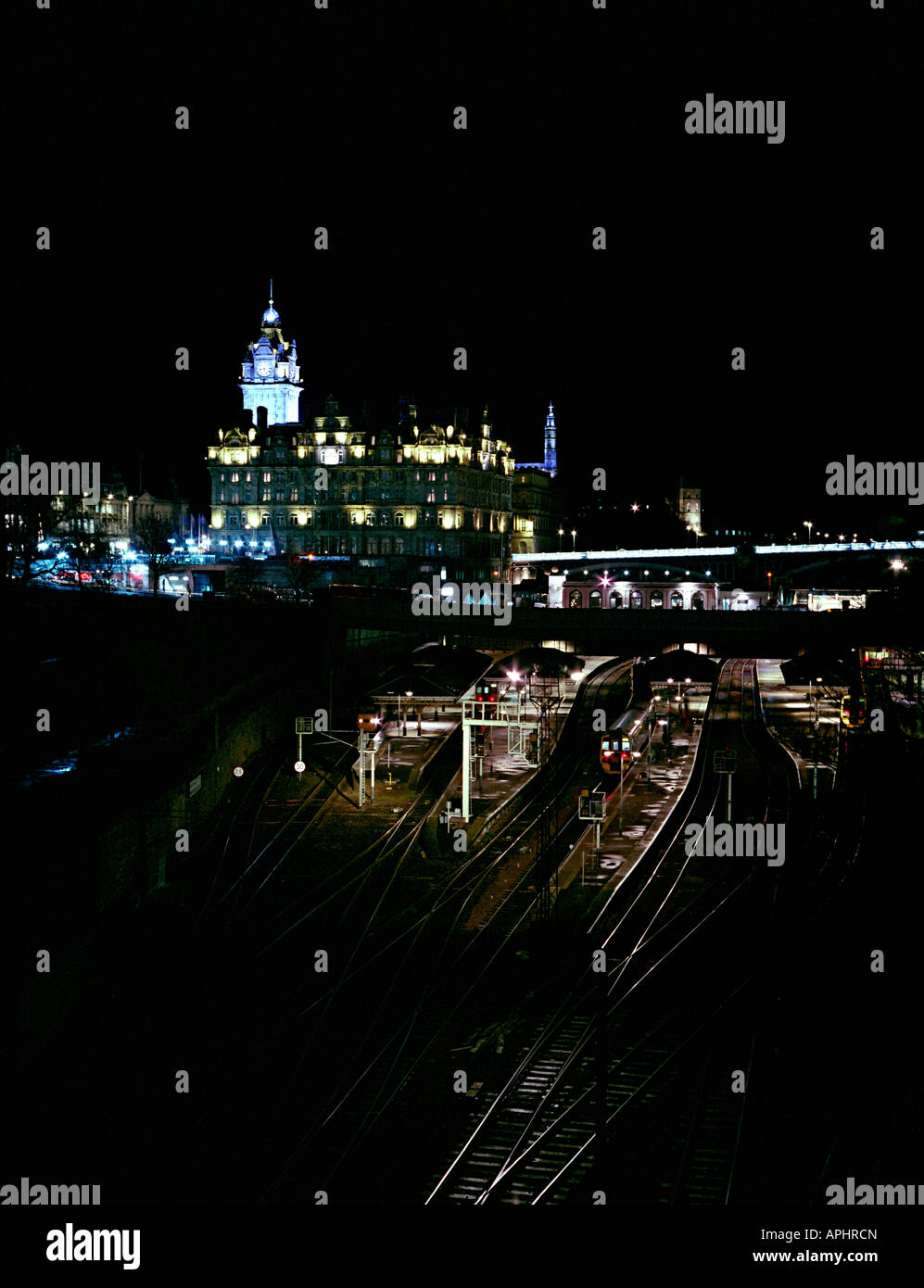 La gare d'Édimbourg en 1997 Banque D'Images