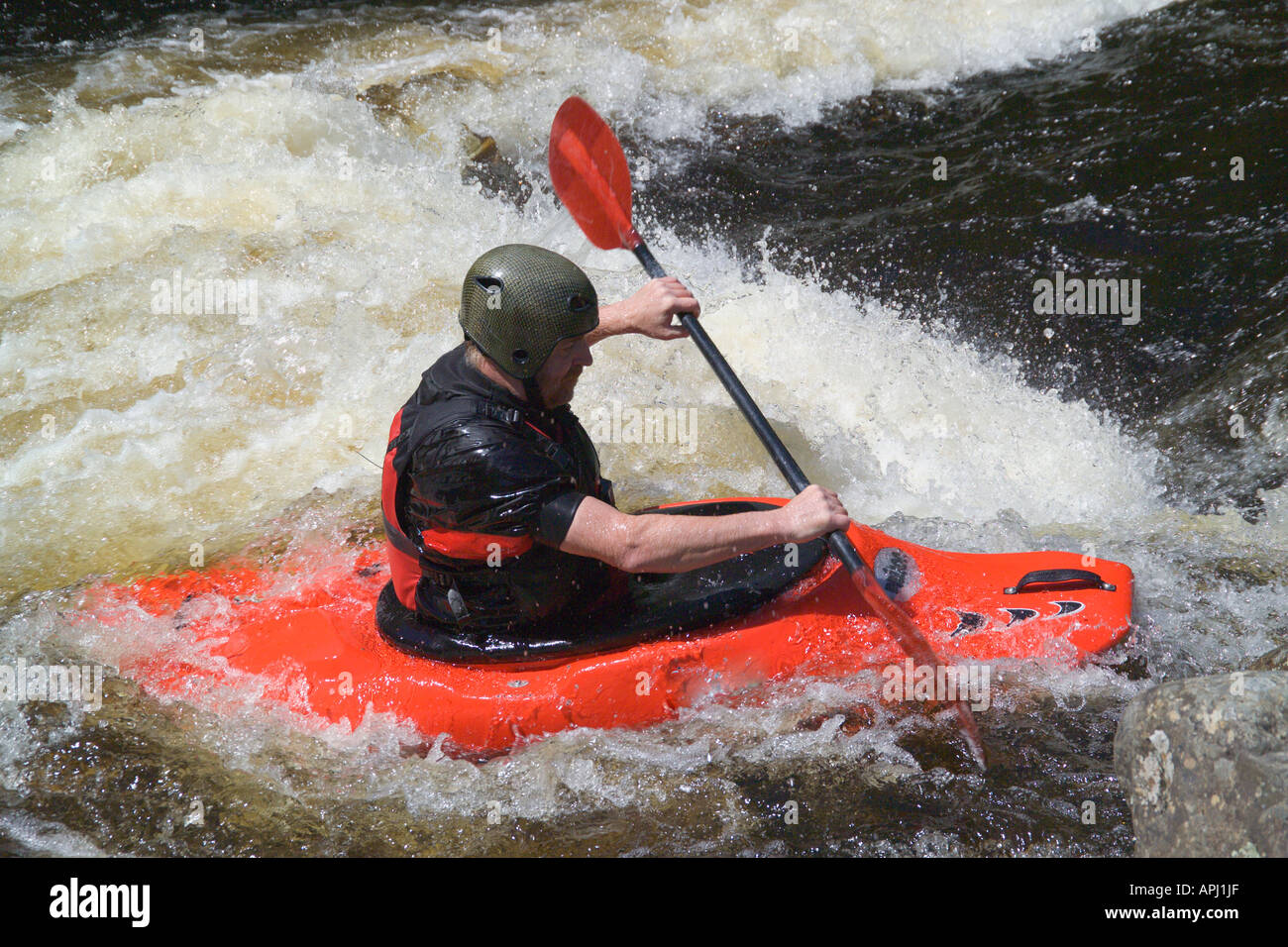 White Water River Kayak Treweryn Bala Gwynedd au nord du Pays de Galles Banque D'Images