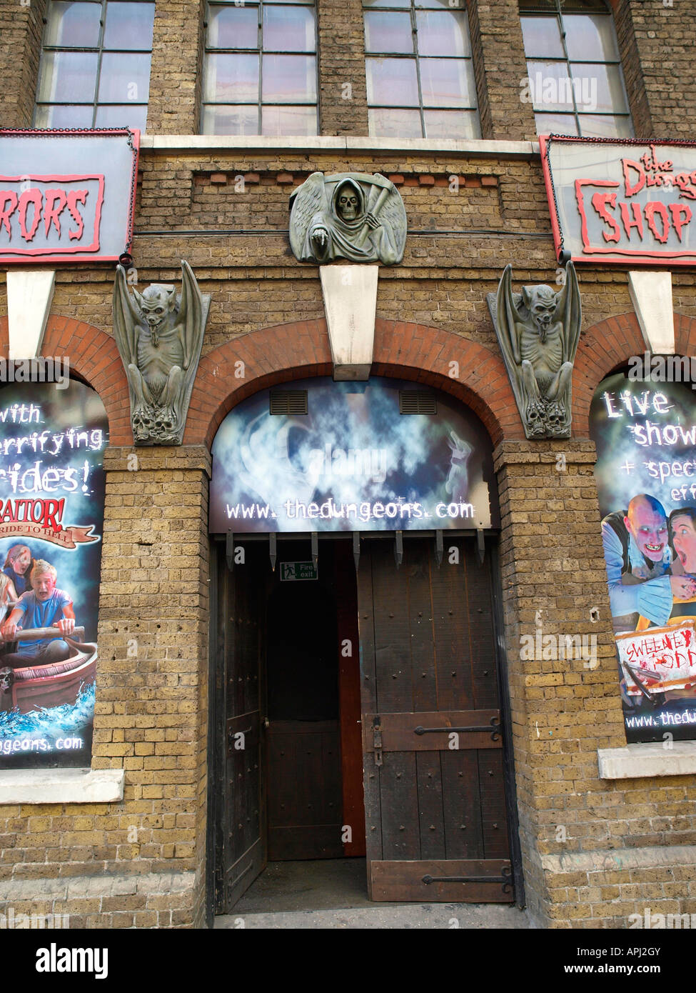 L'entrée du London Dungeon Tooley Street Londres SE1 Banque D'Images