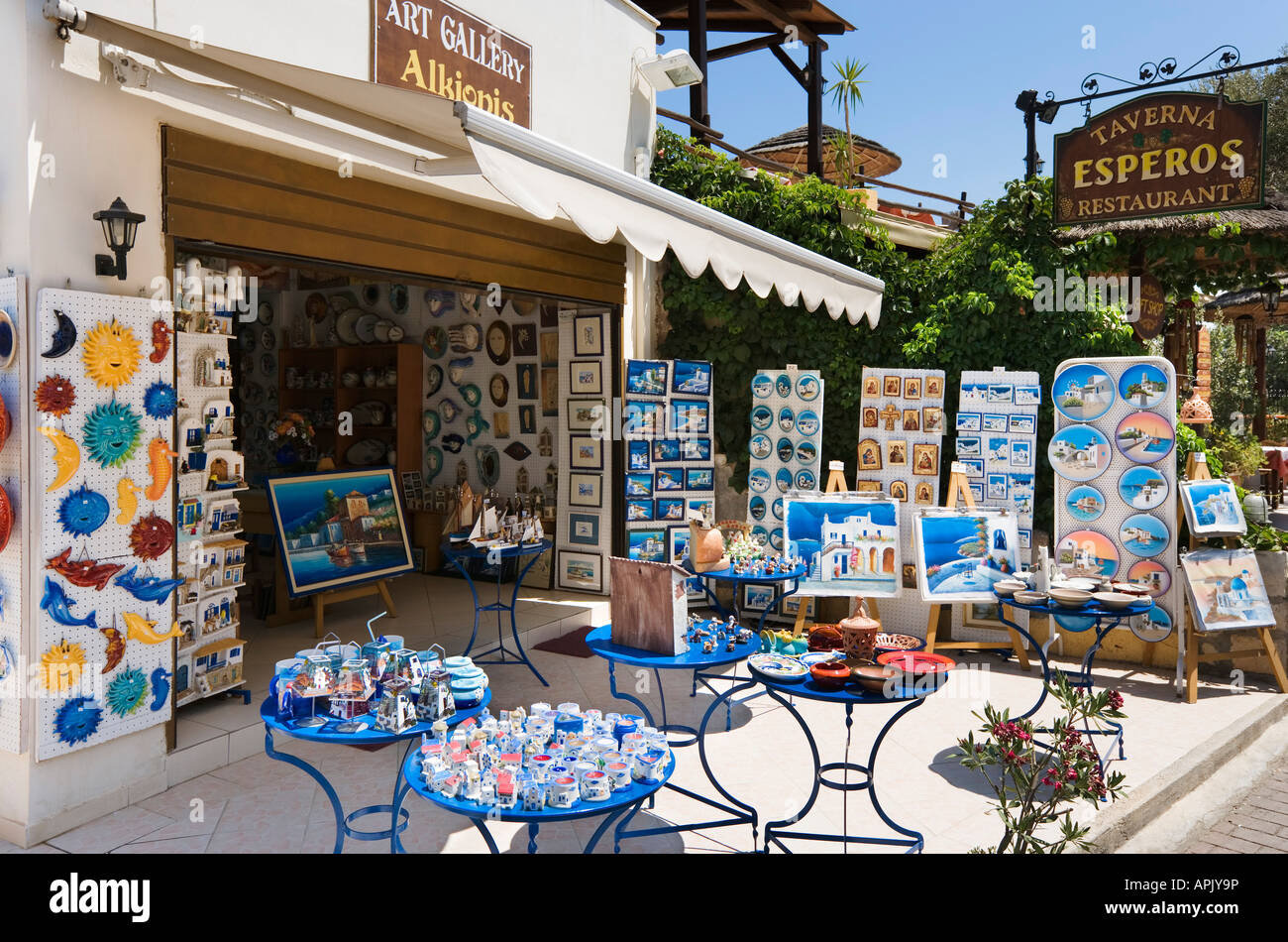 Boutique d'art au centre du village, près de Koutouloufari, Hersonissos, Crète, Grèce Banque D'Images