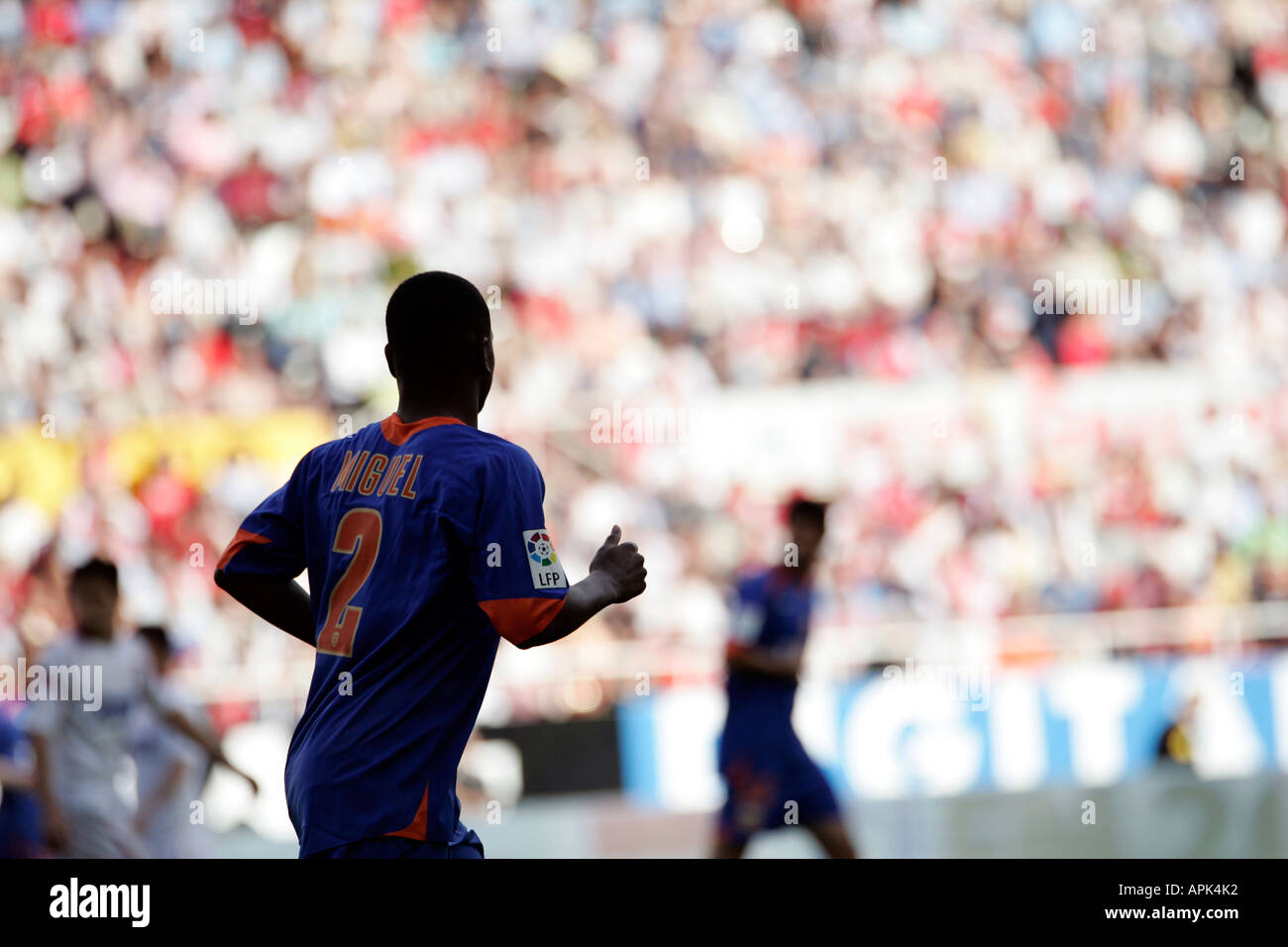 La silhouette du joueur de football Banque D'Images