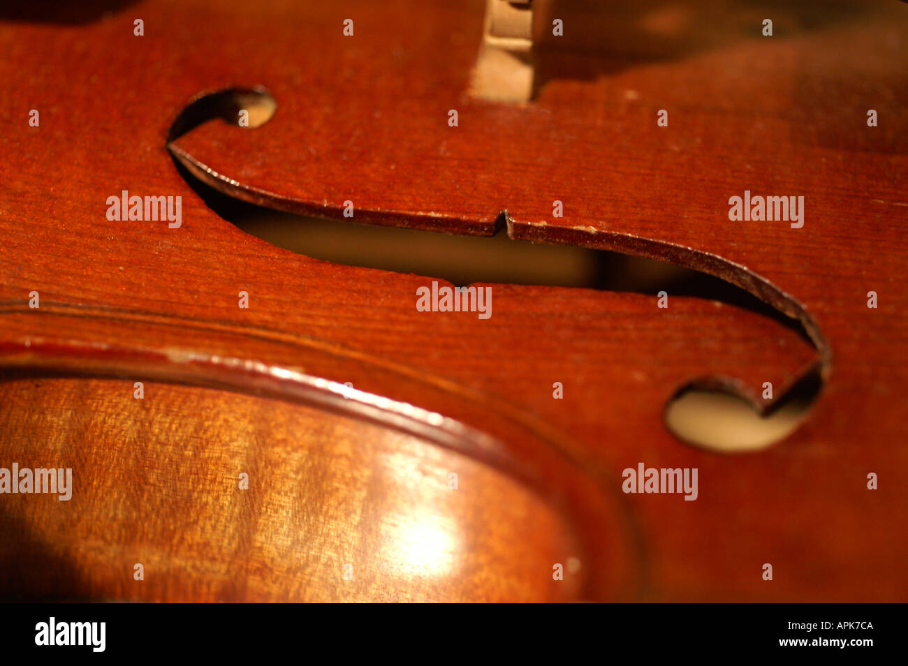Trou F au violon Banque D'Images