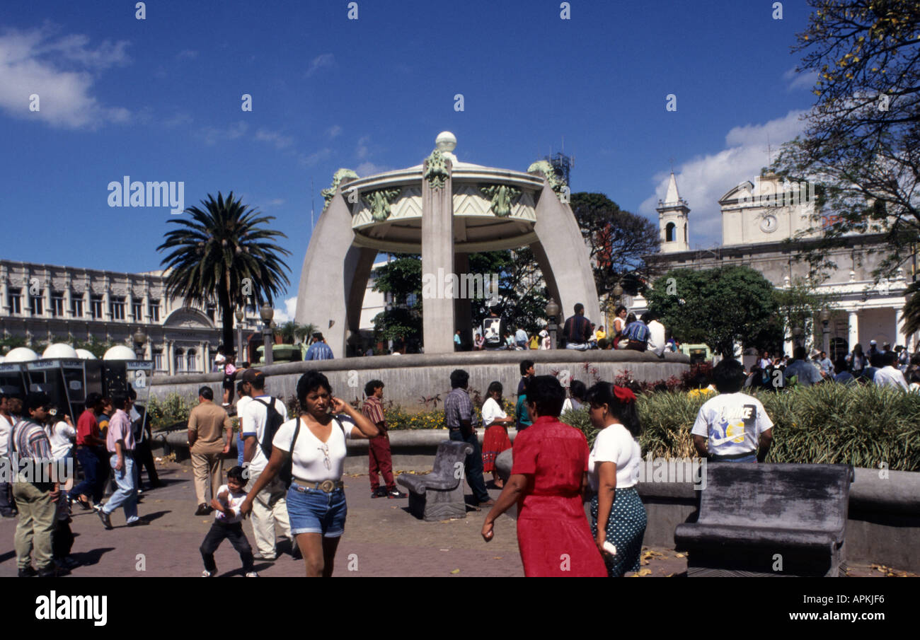 San José est la capitale et la plus grande ville du Costa Rica. C'est aussi la capitale de la Province de San José. Banque D'Images