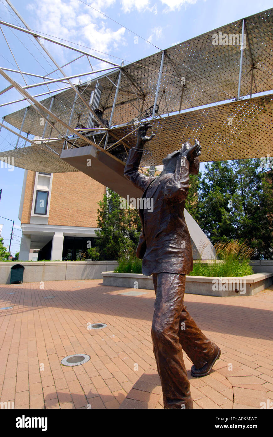 Mémorial à Orville et Wilbur Wright et l'invention de l'avion dans la ville de Dayton Ohio OH Banque D'Images