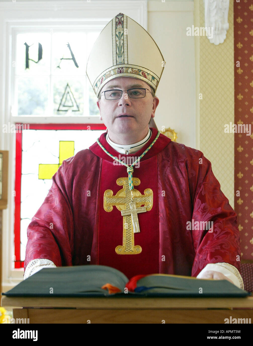 Patrick 'Pat' Buckley, qui vit à l'Oratoire, Larne, comté d'Antrim, une maison qui appartenait au diocèse catholique Banque D'Images