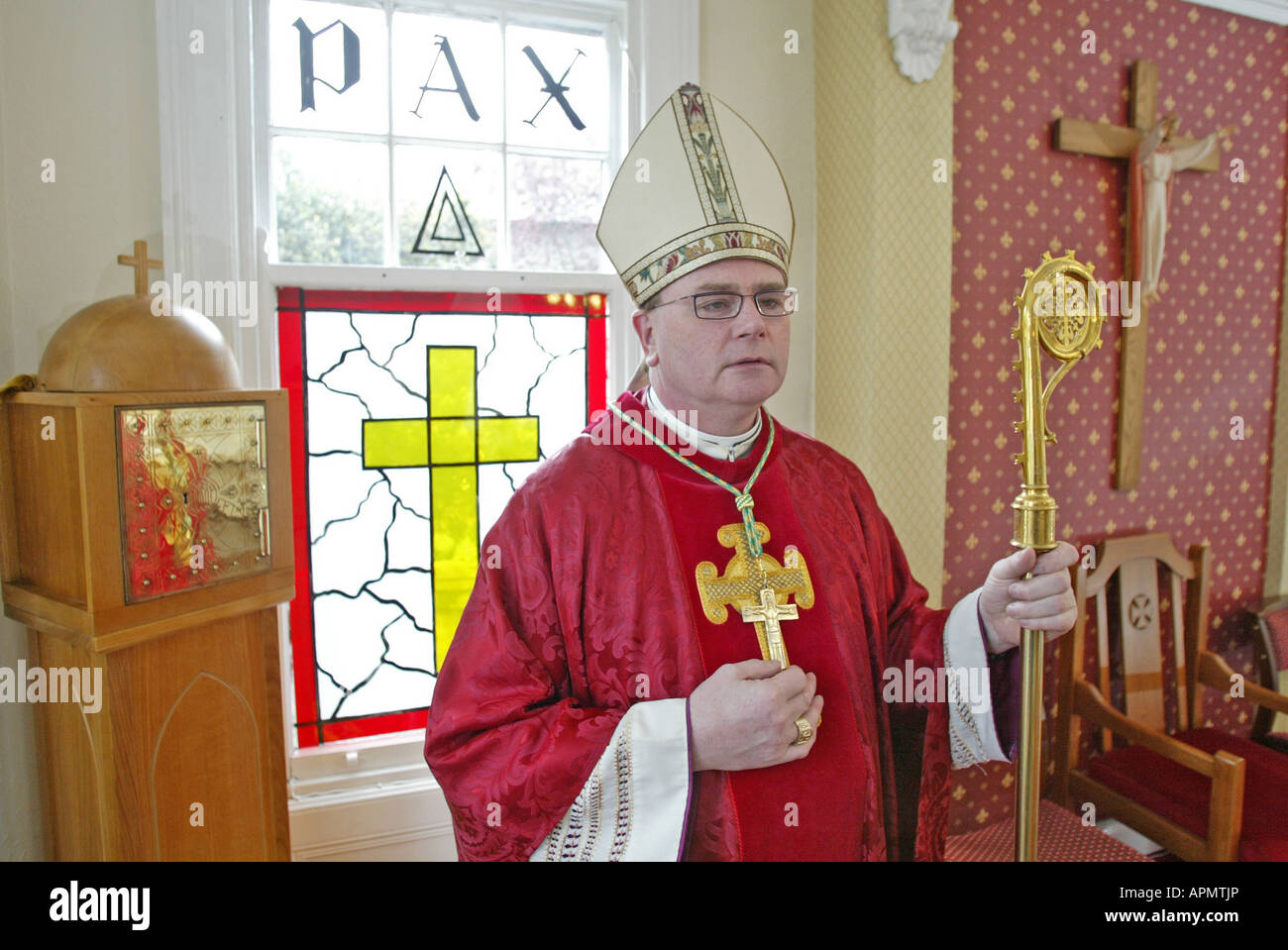 Patrick 'Pat' Buckley, qui vit à l'Oratoire, Larne, comté d'Antrim, une maison qui appartenait au diocèse catholique Banque D'Images