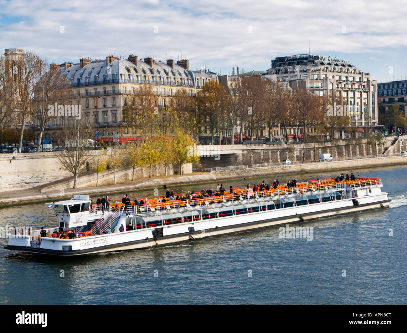 Paris Bateaux Mouches Banque D Image Et Photos Alamy