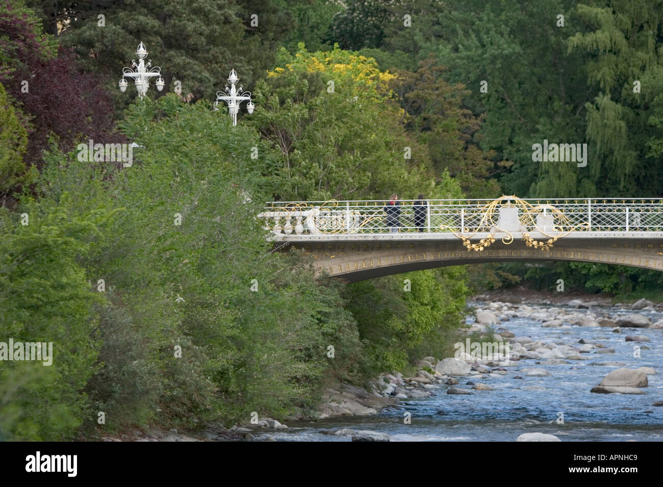 Pont fleuri à Merano, l'Alto Adige, Italie Banque D'Images