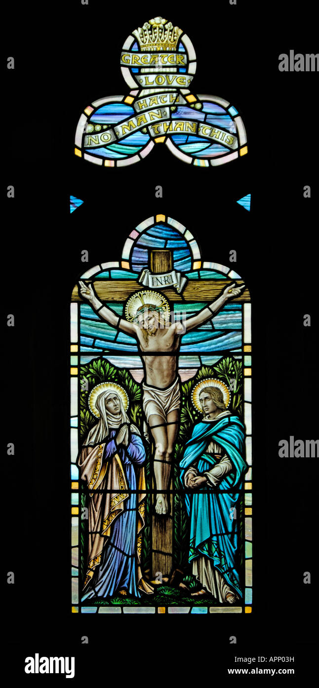 "La crucifixion", la fenêtre de l'Est. Eglise Saint Jean Baptiste, Old Hutton, Cumbria, Angleterre, Royaume-Uni, Europe. Banque D'Images