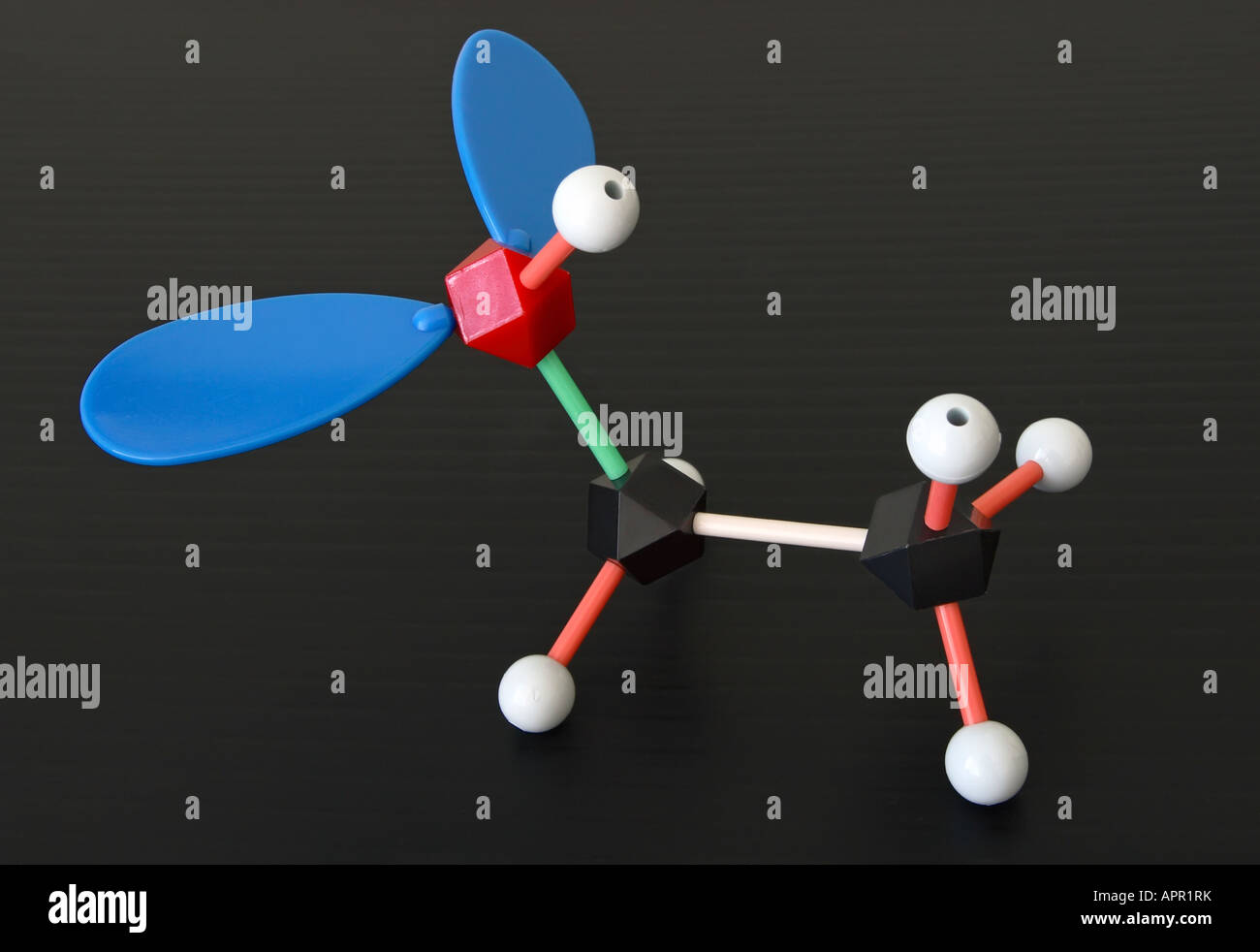 Le modèle moléculaire de l'éthanol Banque D'Images