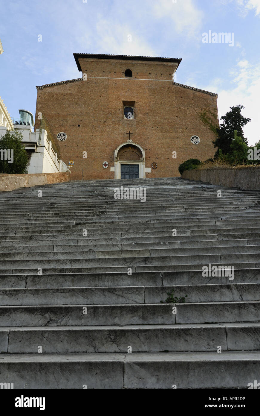 Façade de l'église de Santa Maria in Aracoeli à Rome le Capitole Banque D'Images