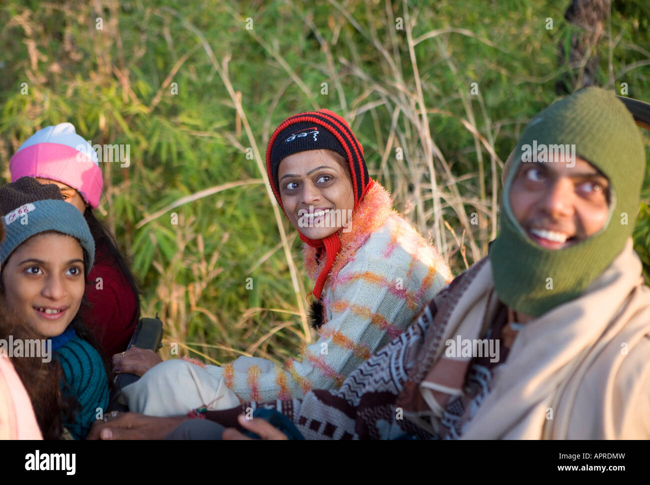 Les touristes indiens dans Bandhavgarh National Park Banque D'Images