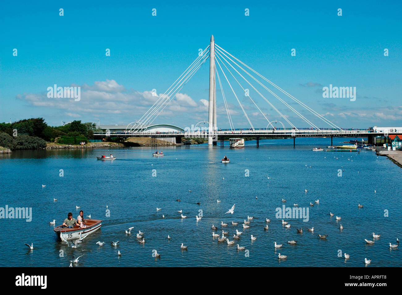 La nouvelle voie maritime pont sur le lac marin, Southport, Angleterre Banque D'Images