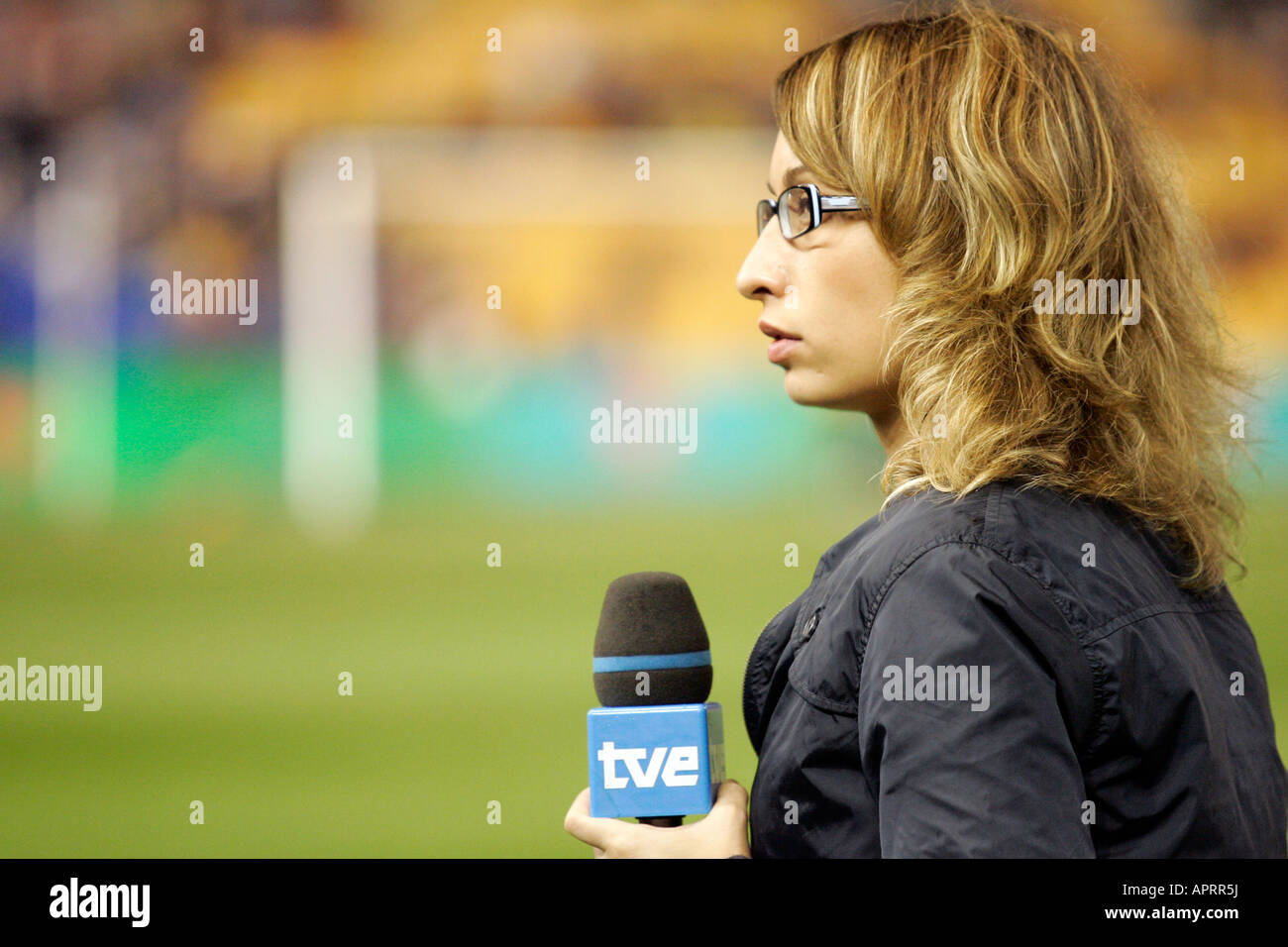 Silvia Barba, journaliste de la chaîne espagnole TVE Photo Stock - Alamy