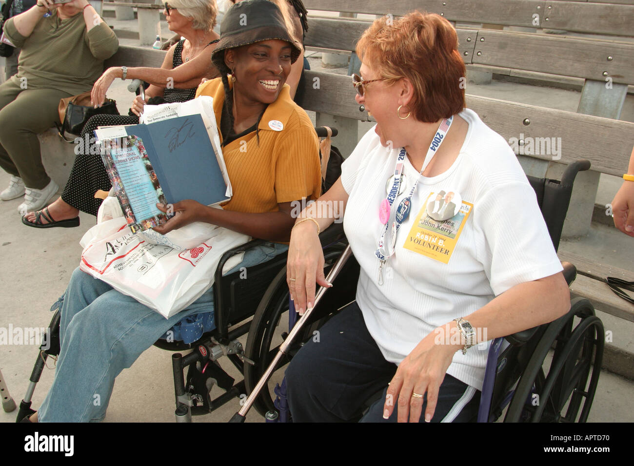 Miami Florida,Bayfront Park,Biscayne Boulevard,Parti démocratique rallye d'élection présidentielle,politique,gouvernement,blanc,femme noire wom Banque D'Images