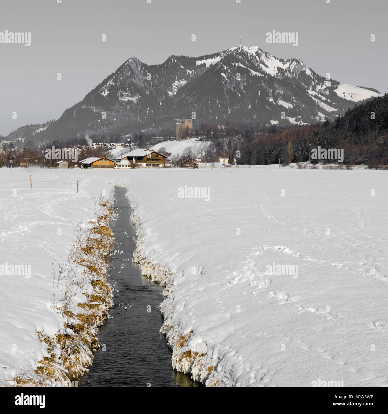 Gruenten pic de montagne en hiver paysage, entre l'Altstaedten et Fischen Oberallgaeu Bavaria Allemagne Banque D'Images