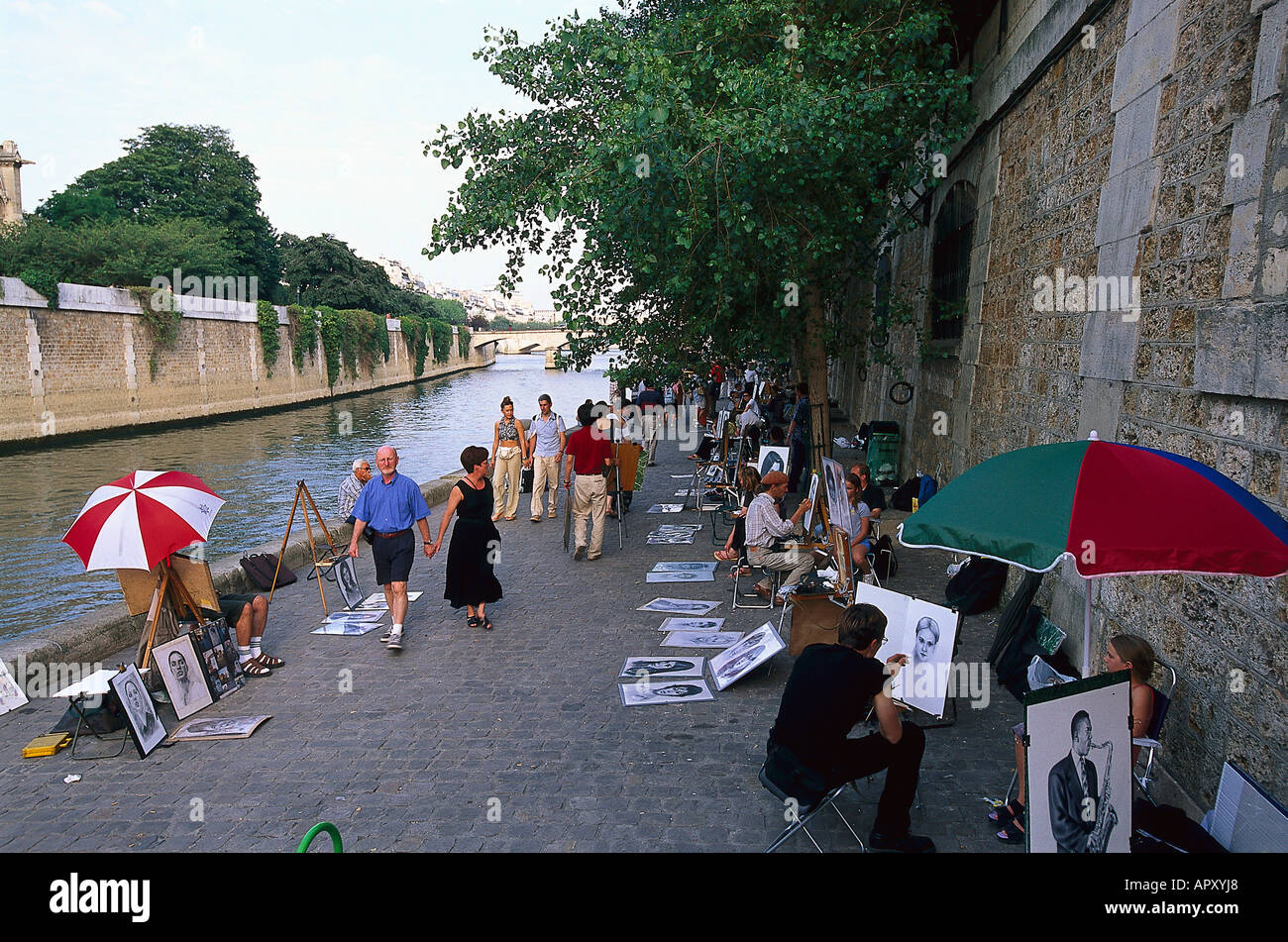 Pour les portraits, peintre Seine Paris, France Banque D'Images