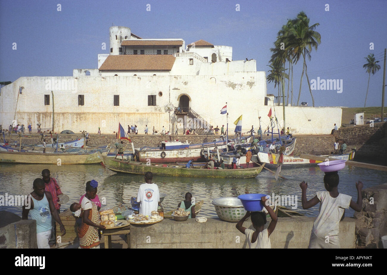 Le port près de Château d'Elmina Cape Coast Ghana Afrique de l'Ouest Banque D'Images