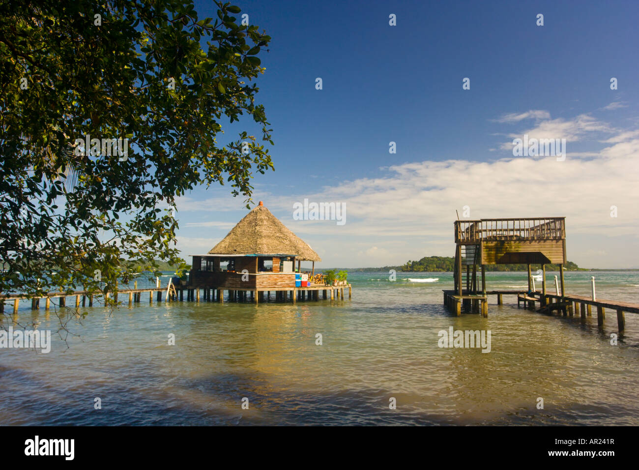 Le Parrot Bar mariné sur Careneros Island Bocas Del Toro Panama Banque D'Images