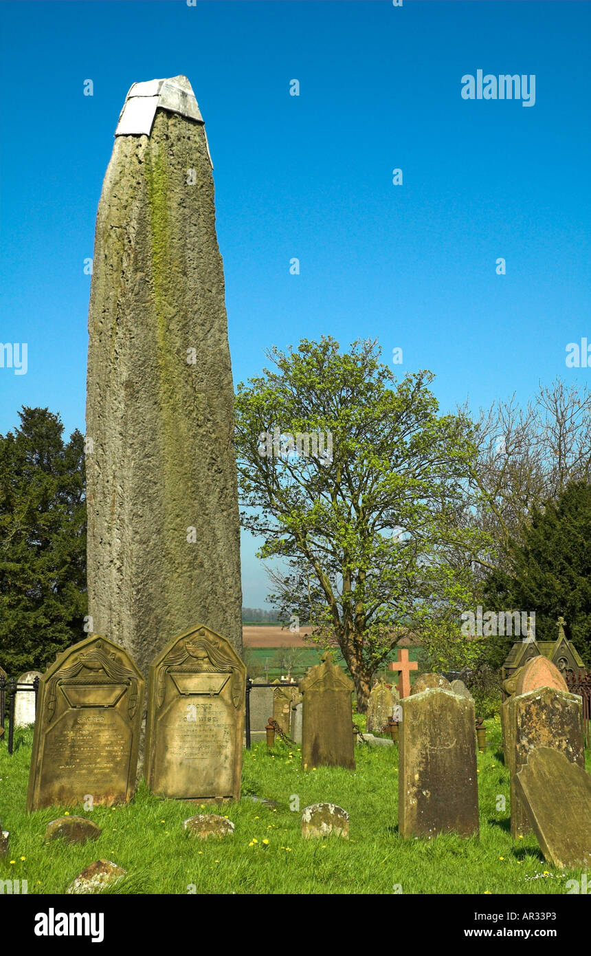 Rudston pierre monolithe, Rudston, East Yorkshire, Angleterre, Royaume-Uni. Banque D'Images