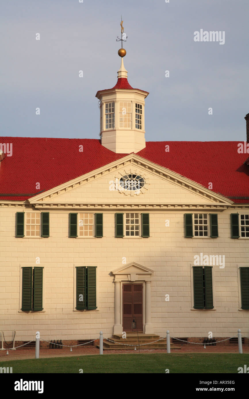 George Washington's Mt. Vernon & Jardins au lever du soleil, Mt. Vernon, Virginia, USA Banque D'Images