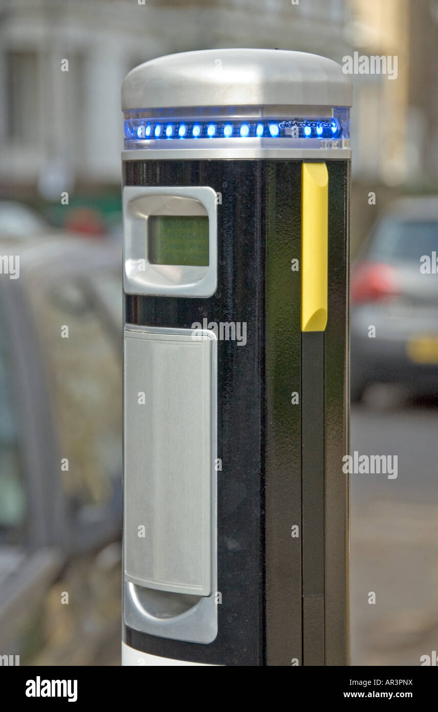 La recharge du véhicule électrique Elektrobay Champs Highbury Site Islington Londres Angleterre Royaume-uni Banque D'Images