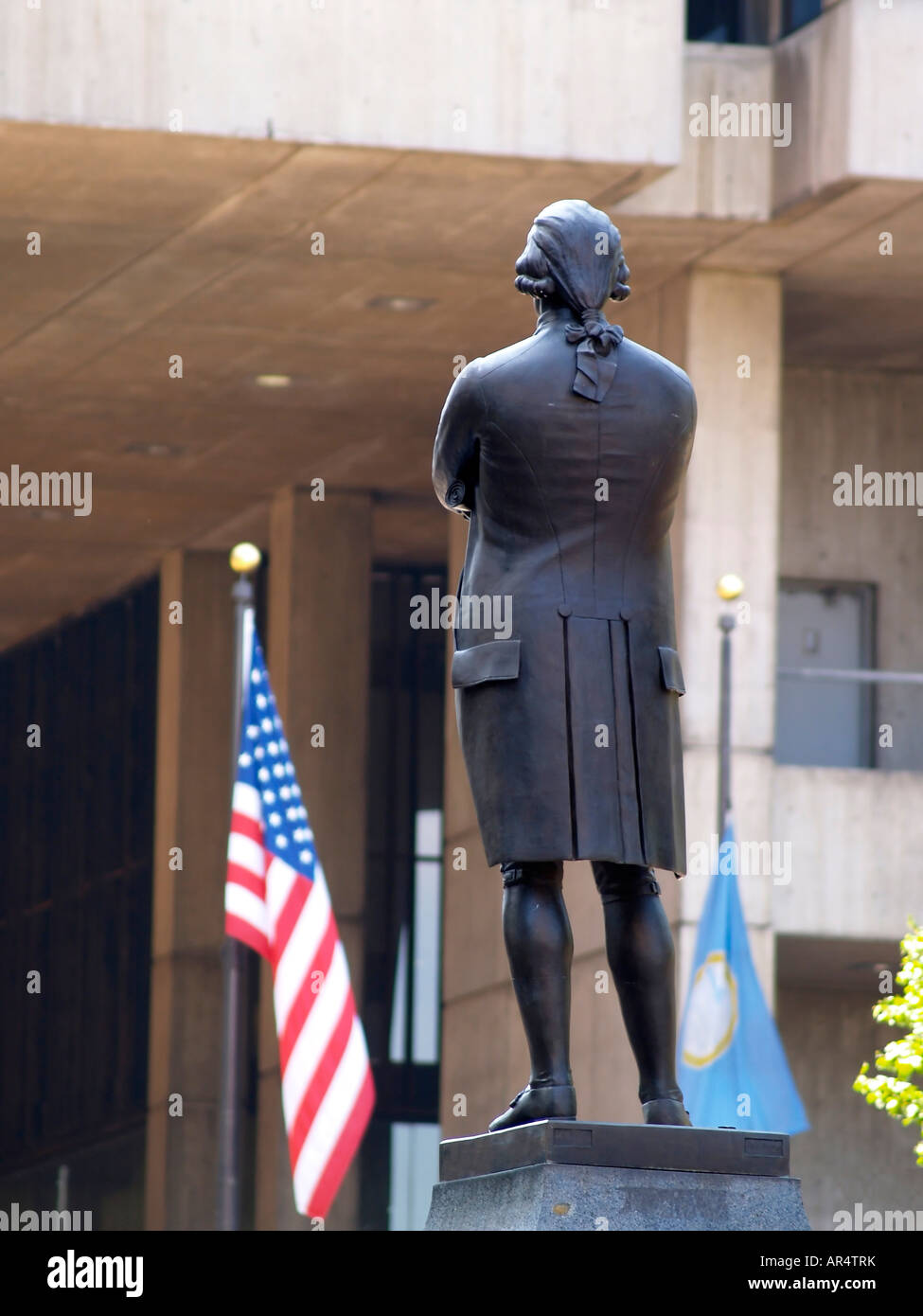 Statue de Samuel Adams vu l'état de l'Union européenne. Faneuil Hall Congress Street, par Mlle Anne Whitney Banque D'Images