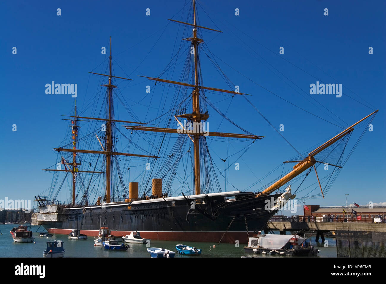 Le HMS Warrior, le premier cuirassé à coque en fer blindé Portsmouth Historic Dockyard, Portsmouth, Hampshire, Royaume-Uni Banque D'Images