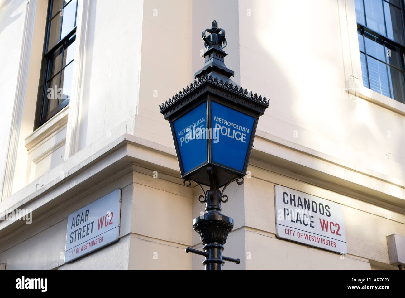 Ancien poste de Police, signe dans le West End de Londres Banque D'Images