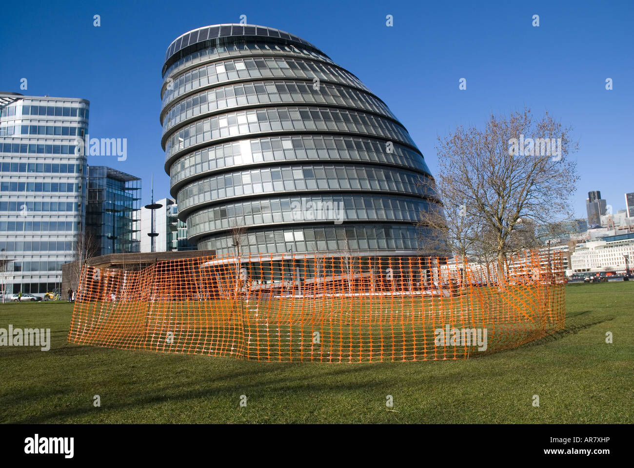 Londres Assemblée générale, de l'est avec l'enclos de l'herbe en premier plan Banque D'Images