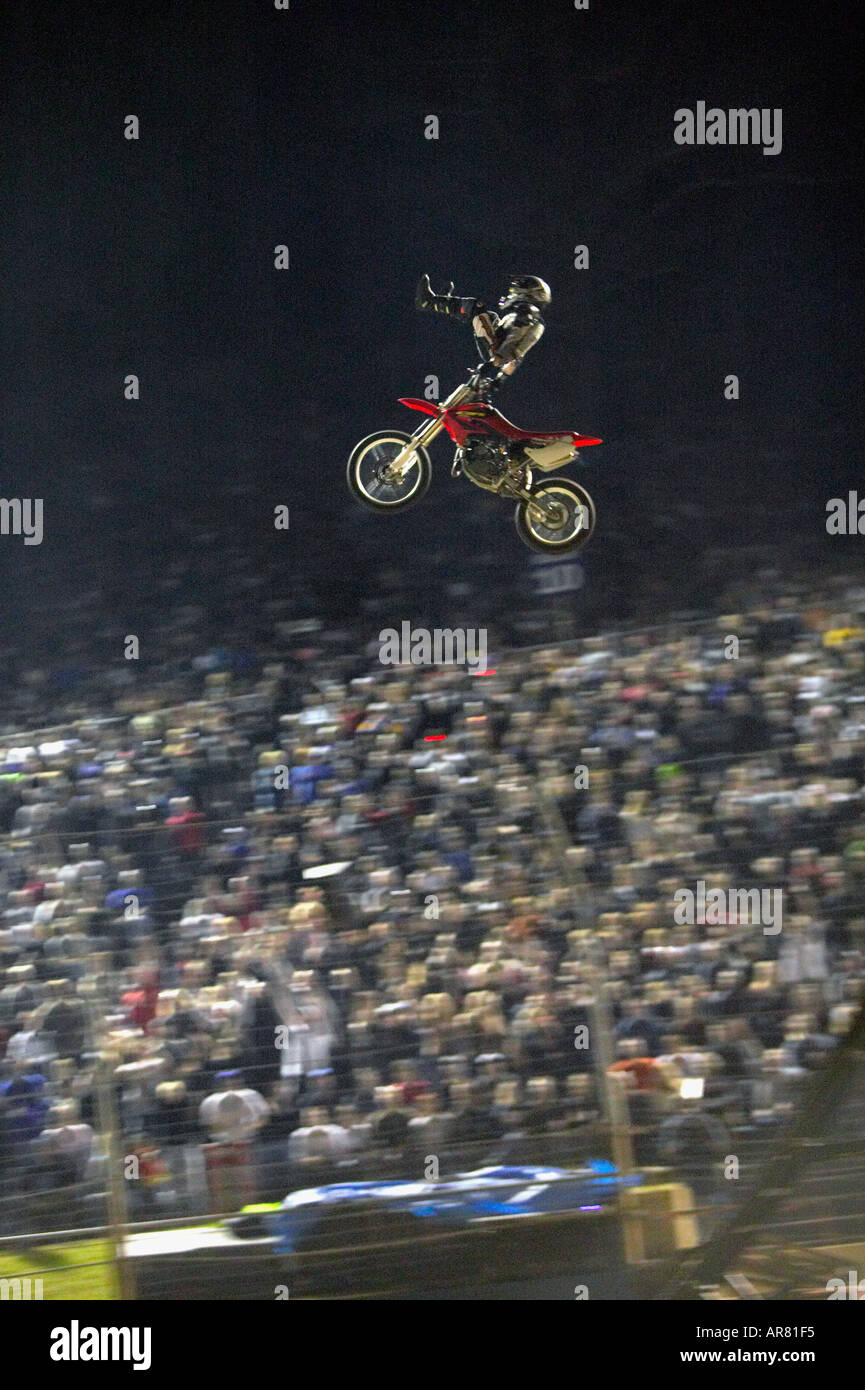 Démons croûté agression Global Tour 2004 Freestyle moto x modèle libéré Banque D'Images